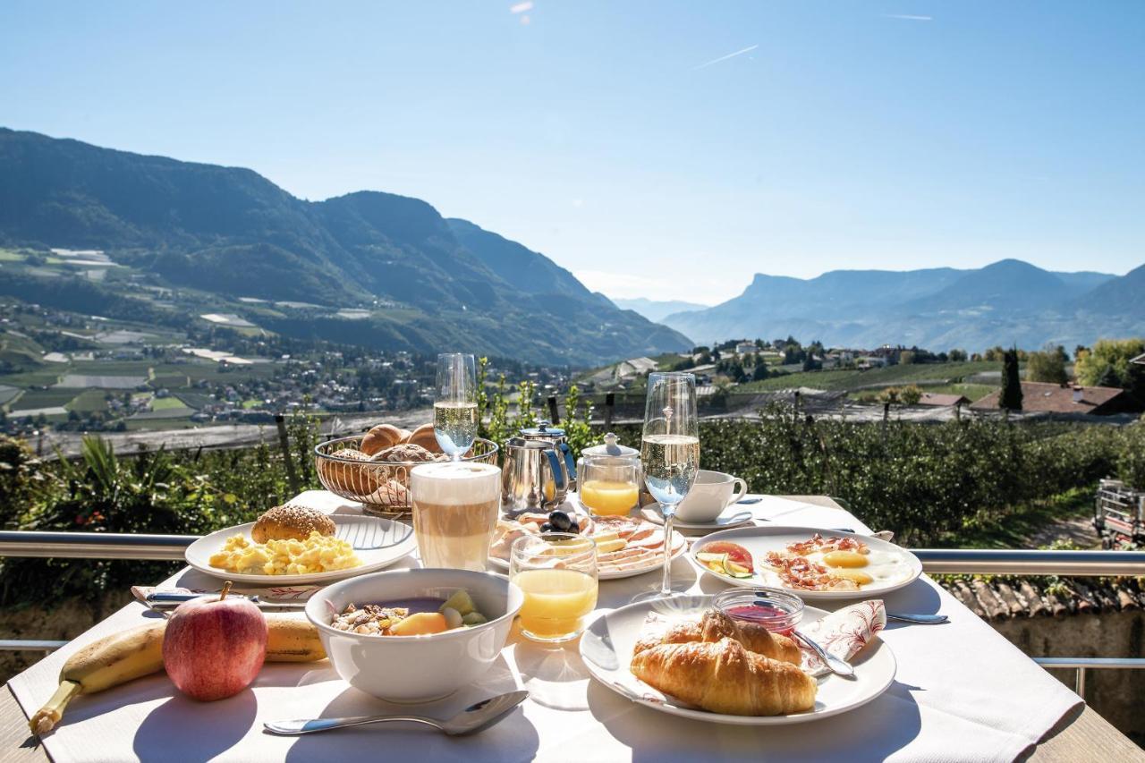 Landsitz Stroblhof Hotell Tirol Eksteriør bilde